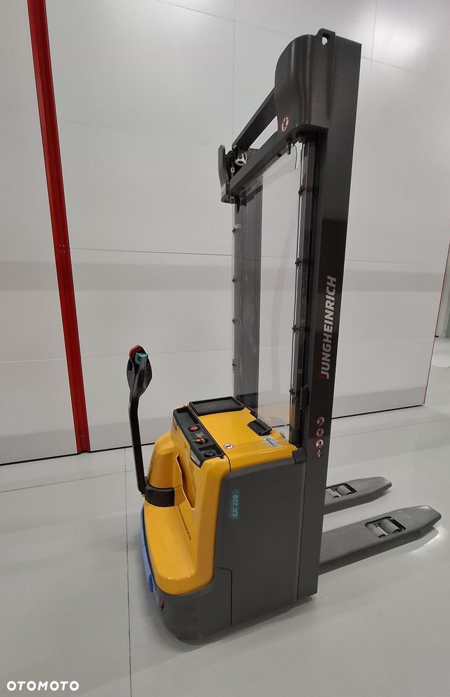 Jungheinrich EJC220 - 2