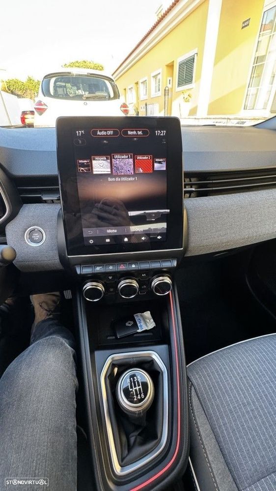 Renault Clio 1.0 TCe Techno Bi-Fuel - 16