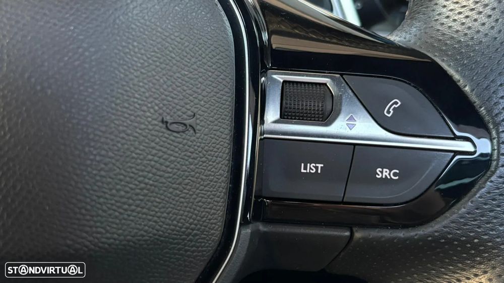 Peugeot 3008 225 e-EAT8 GT - 8