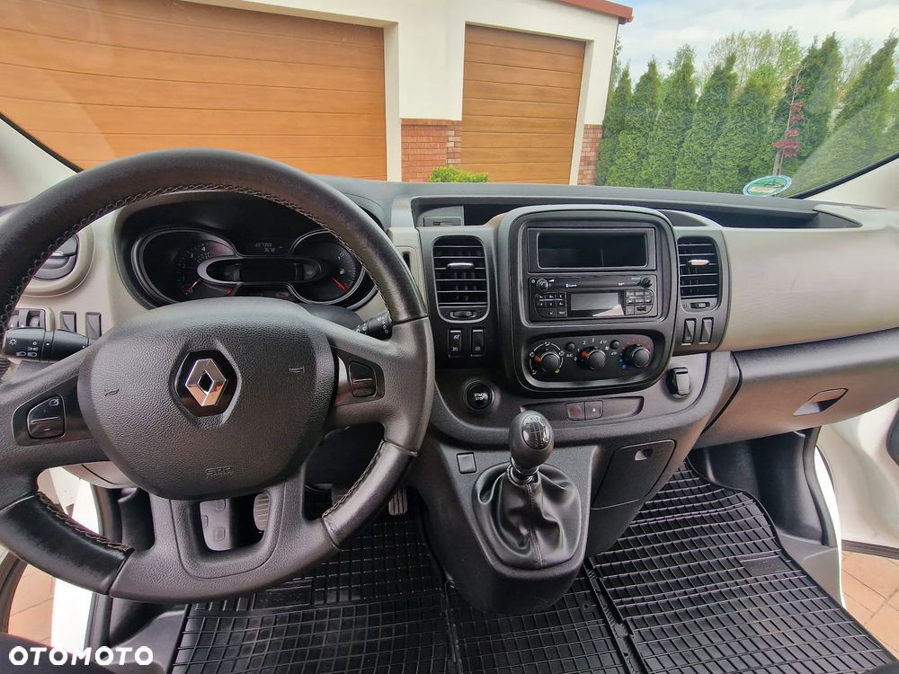 Renault Trafic 1.6 dCi - 12