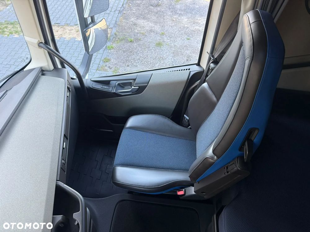 Volvo FH500 /EURO6/FULL LED/NAVI/KLIMA.POSTOJOWA/SPROWADZONY - 32