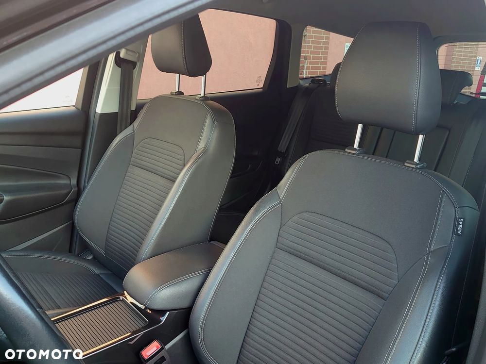 Ford Kuga 2.0 TDCi Titanium - 27