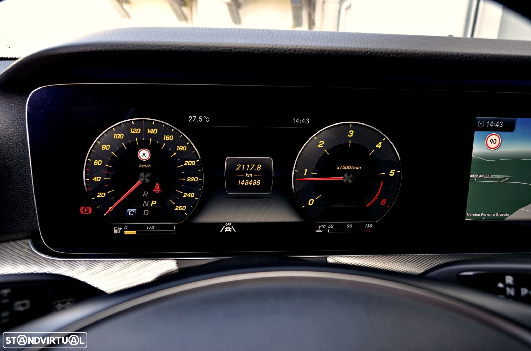 Mercedes-Benz E 220 d Avantgarde+ - 39