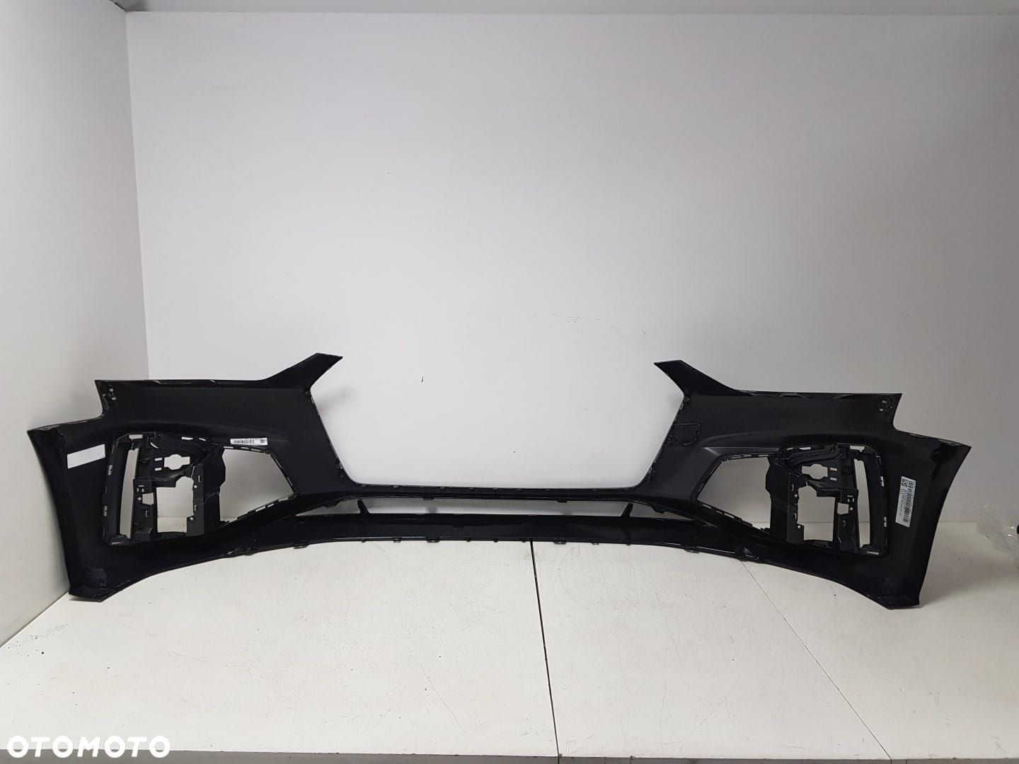 NOWY ZDERZAK KOLOR LY9T PRZÓD AUDI A4 B9 S-LINE SLINE 8W0 15-19r 8W080747B PRZEDNI MYTHOSSCHWARZ - 8