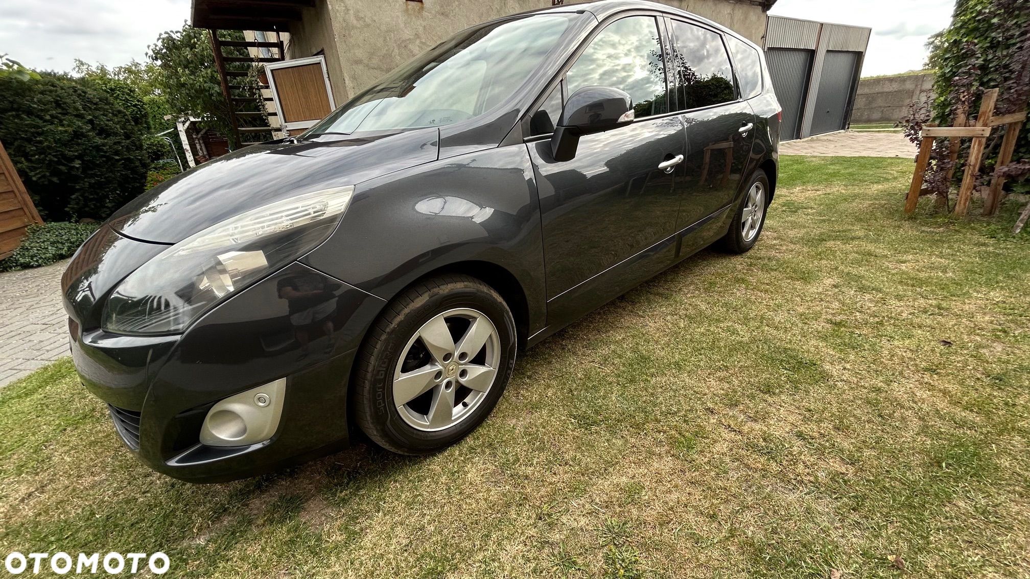 Renault Grand Scenic Gr 1.4 16V TCE Tech Run - 1
