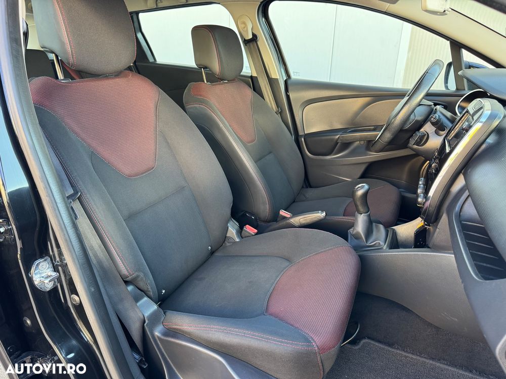 Renault Clio - 8