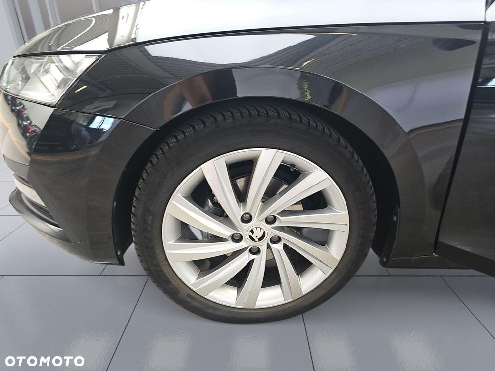 Skoda Octavia 2.0 TDI Style DSG - 35