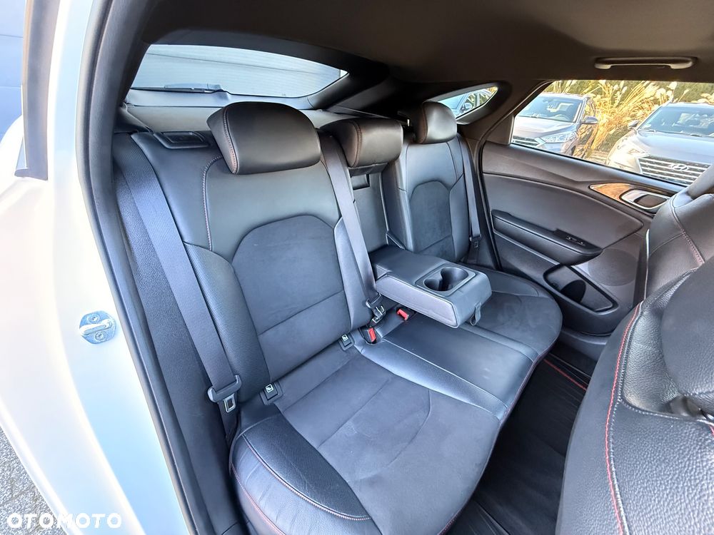 Kia ProCeed 1.6 T-GDI GT DCT - 32