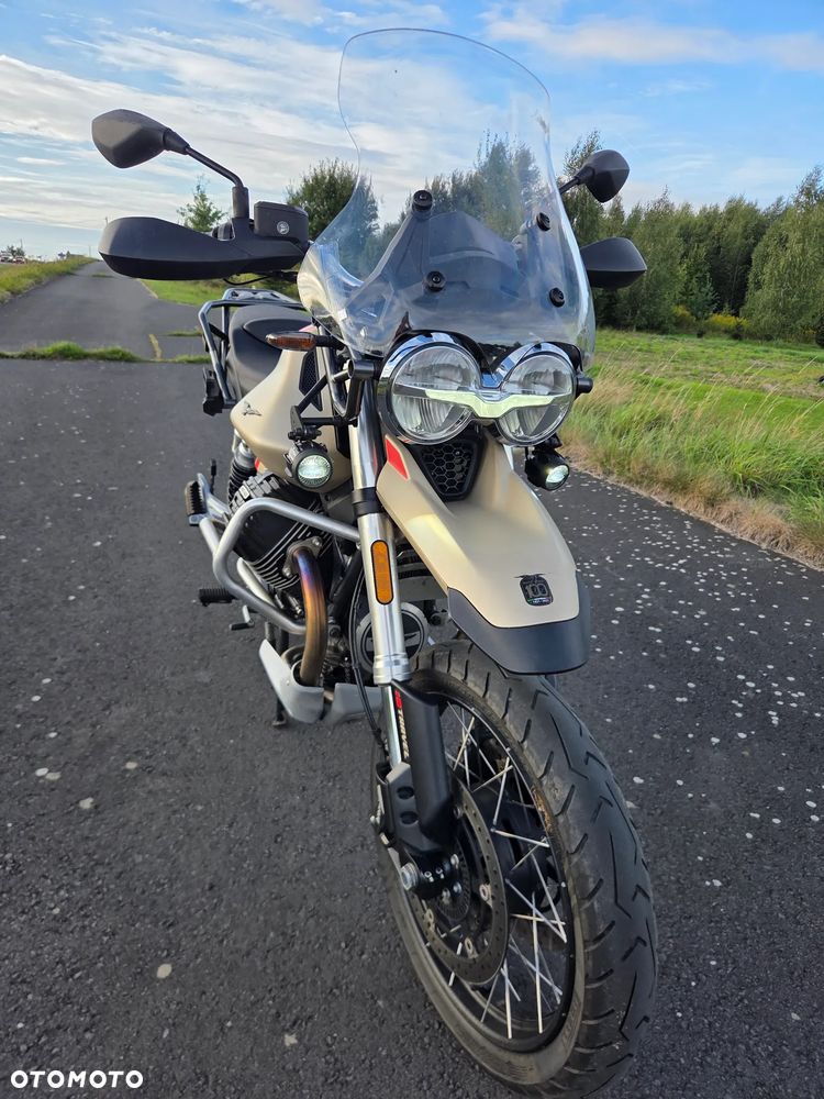 Moto Guzzi V85 - 5