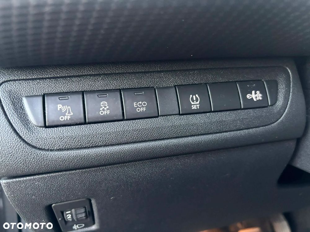 Peugeot 2008 BlueHDi FAP 120 STOP & START Business-Line - 38