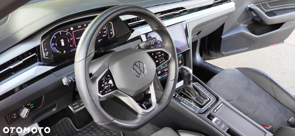 Volkswagen Arteon 2.0 TDI SCR DSG R-Line - 19