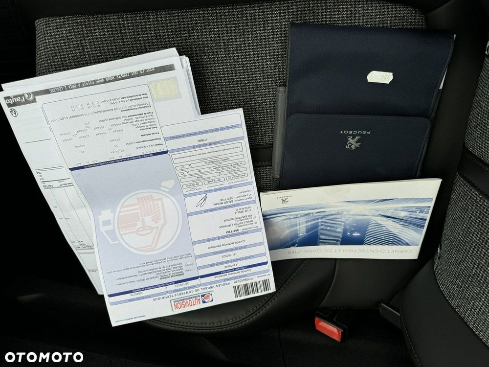 Peugeot 3008 PureTech 130 Stop & Start GPF EAT8 Allure Pack - 38