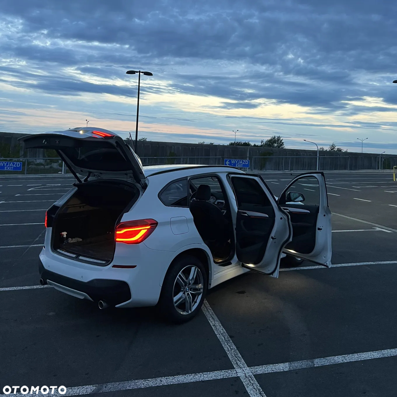 BMW X1 xDrive20i M Sport - 9