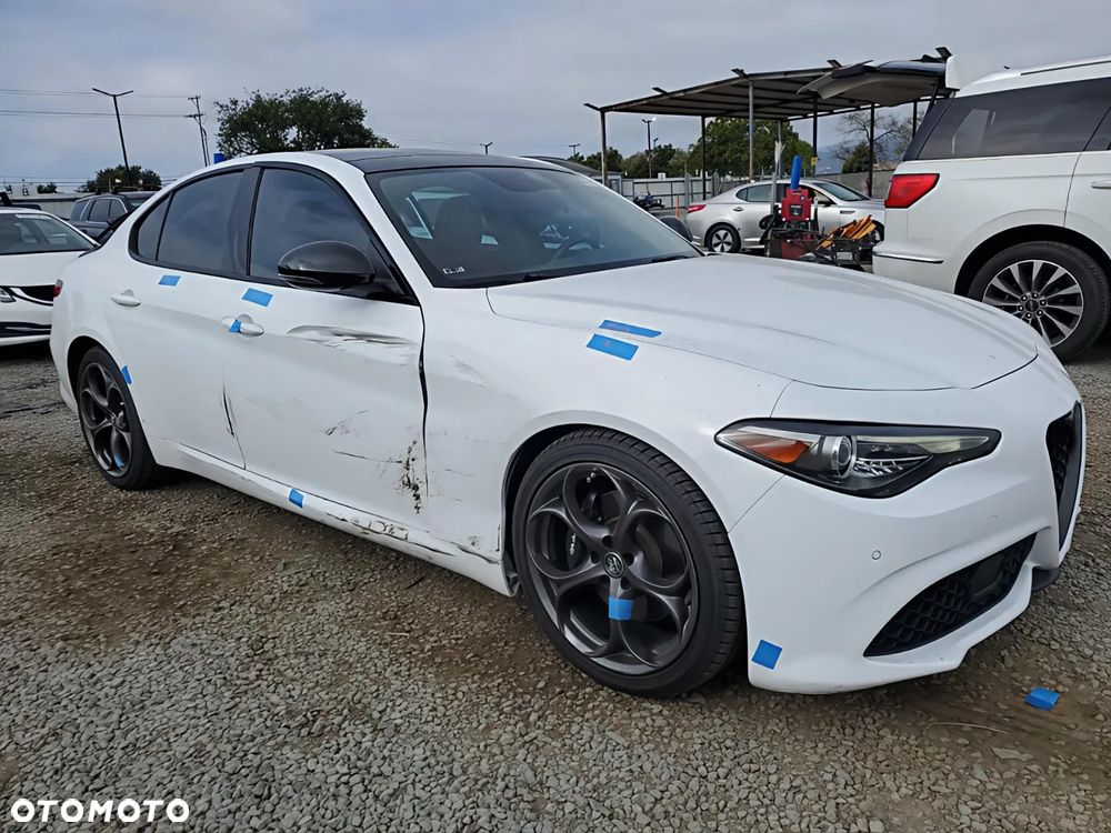 Alfa Romeo Giulia - 3