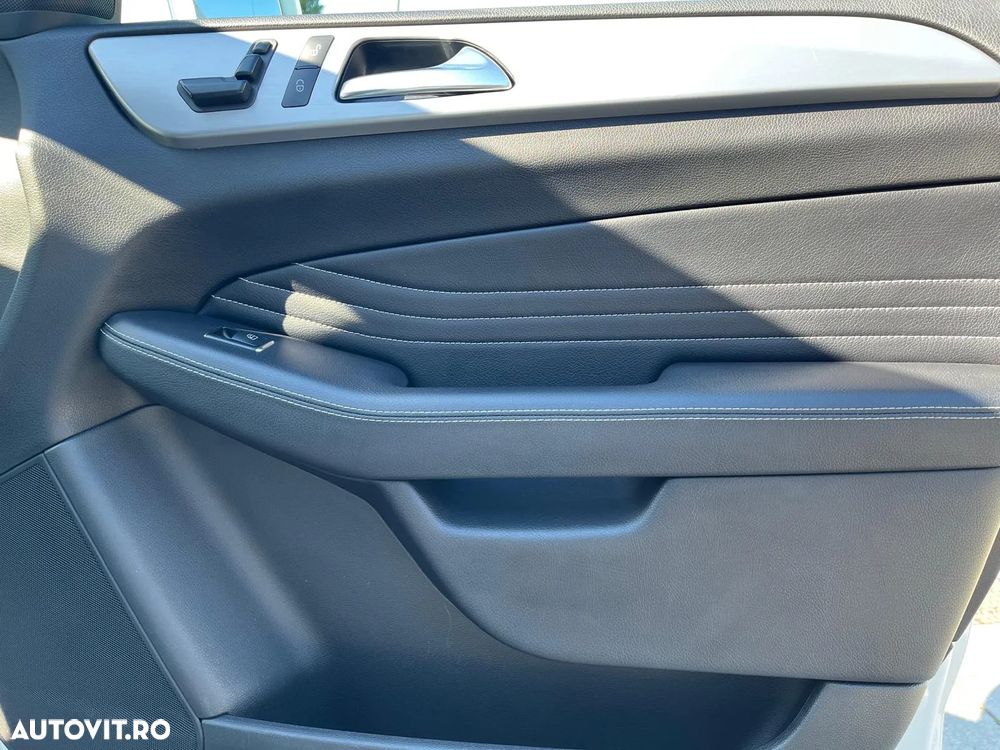 Mercedes-Benz ML 250 BlueTec 4MATIC Aut - 10