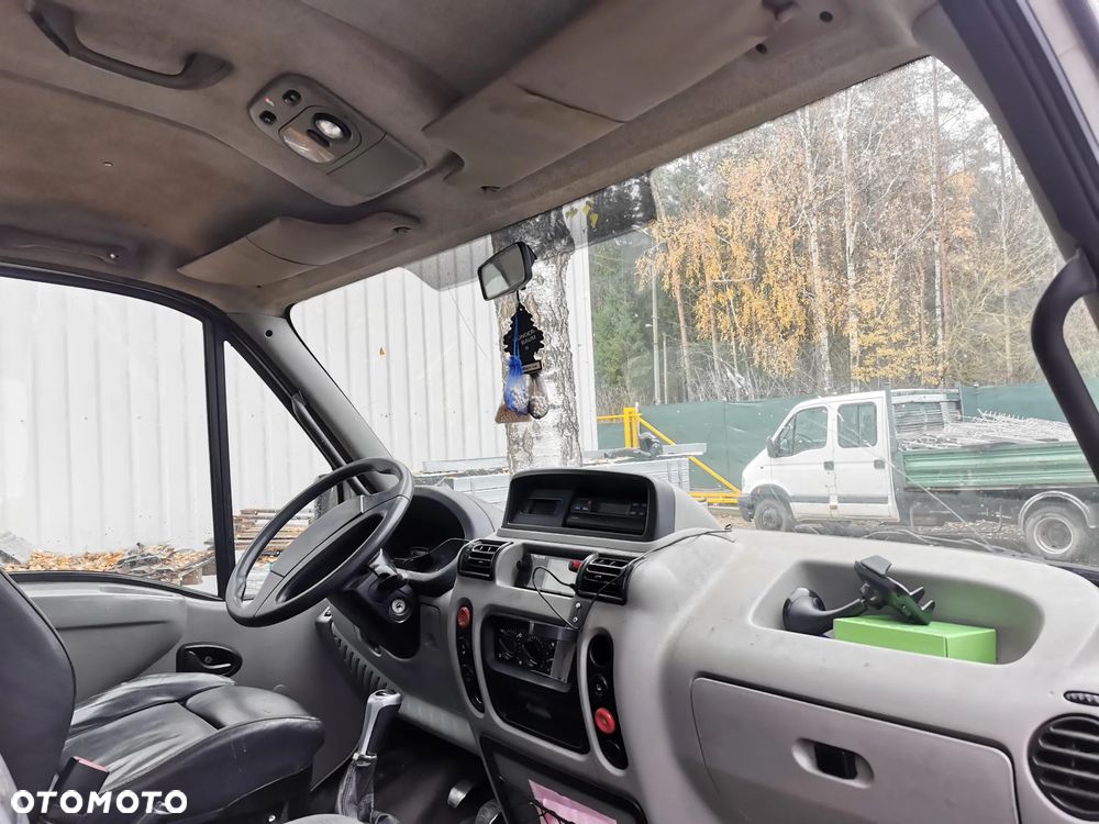 Renault Mascott 2,8 kat. B 3,5t bliźniak paka 5,7m Daily Master uszczelniony - 3