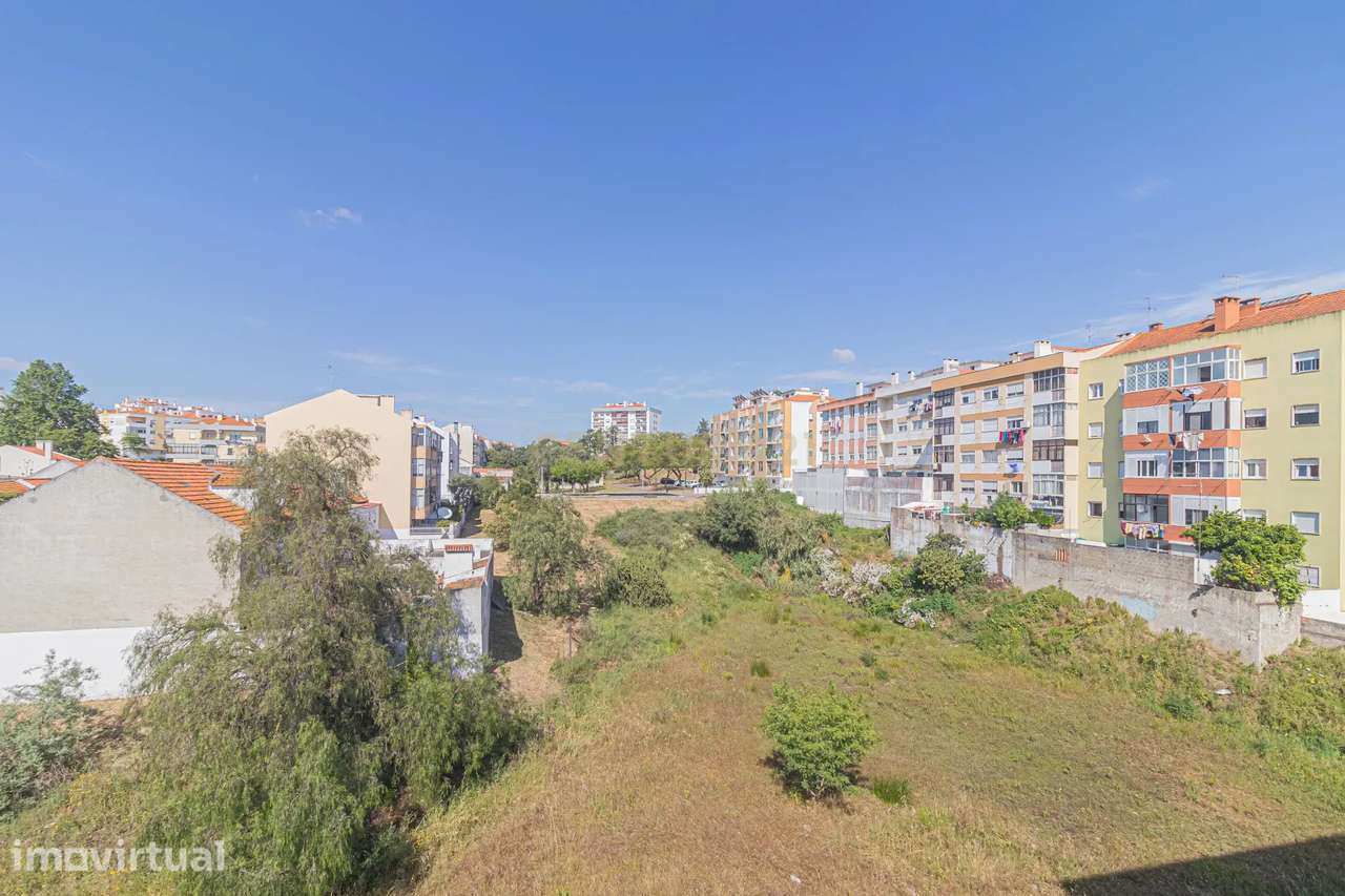 Apartamento Renovado T3-Seixal - Grande imagem: 2/13