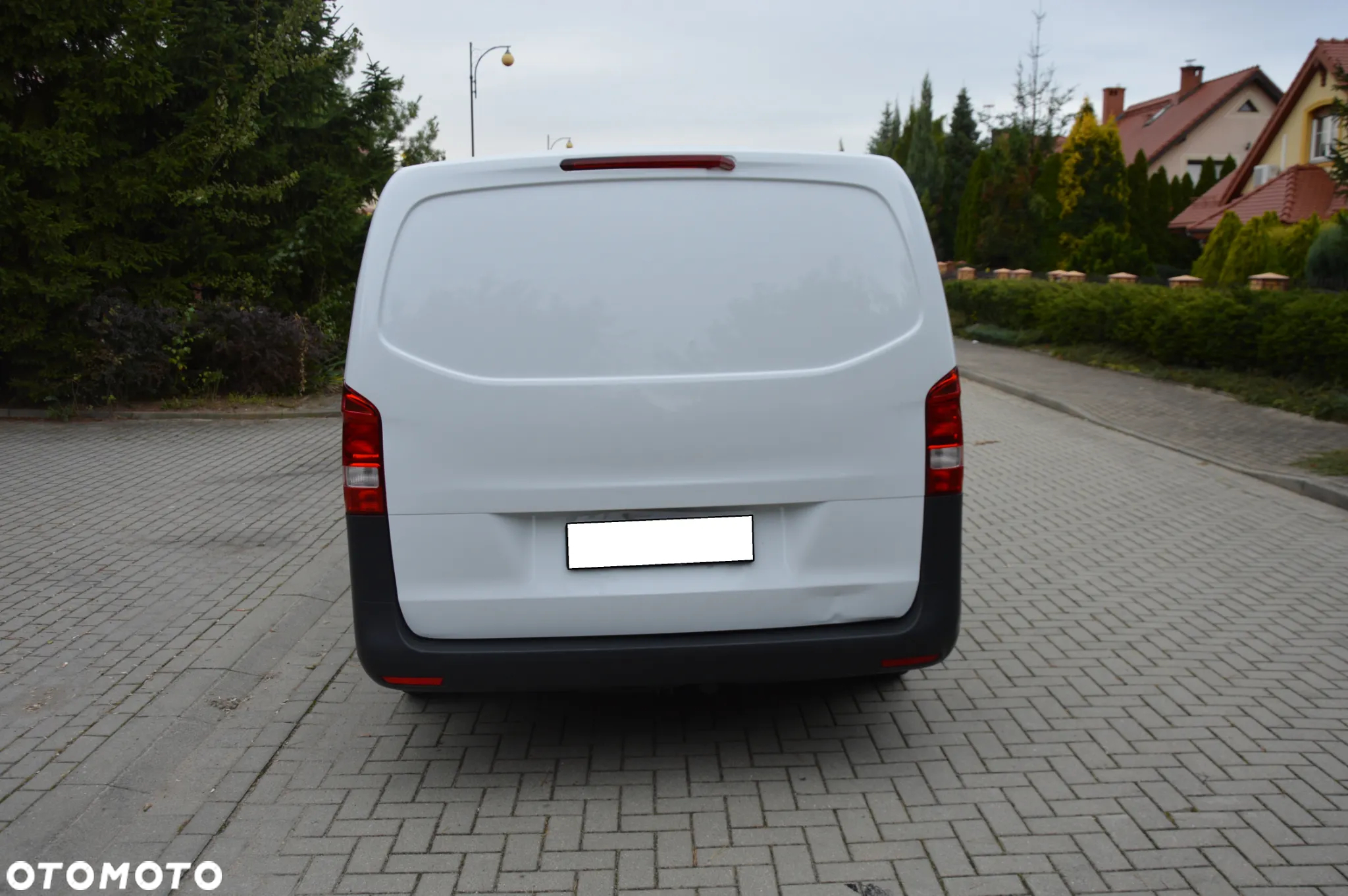 Mercedes-Benz VITO - 10