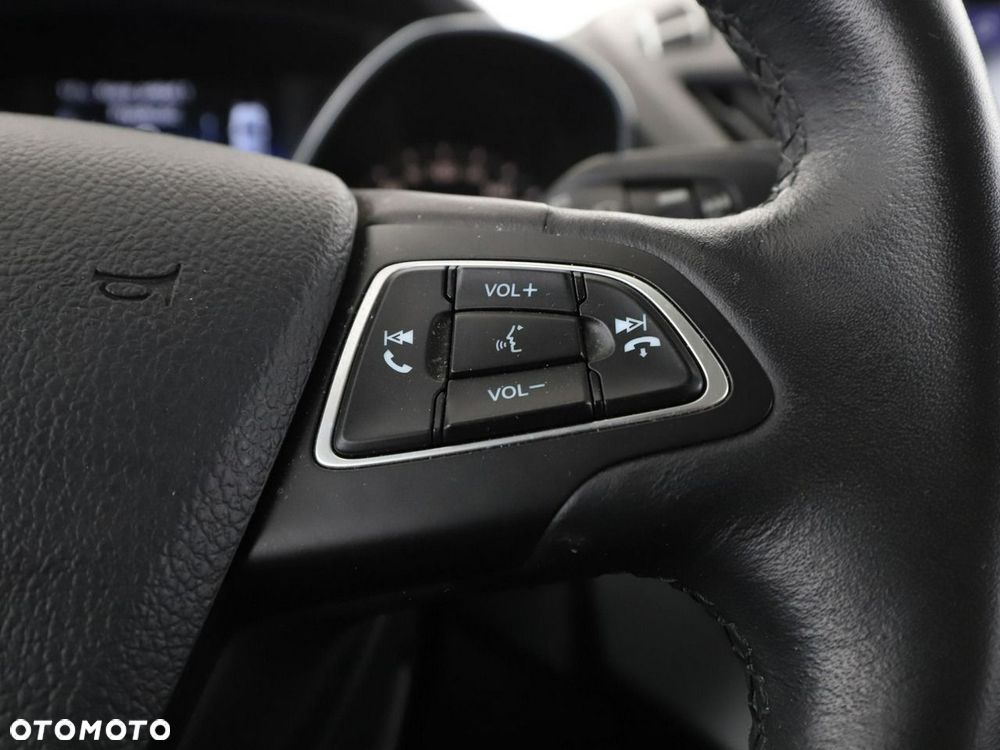Ford Kuga 1.5 EcoBoost 2x4 Business Edition - 30