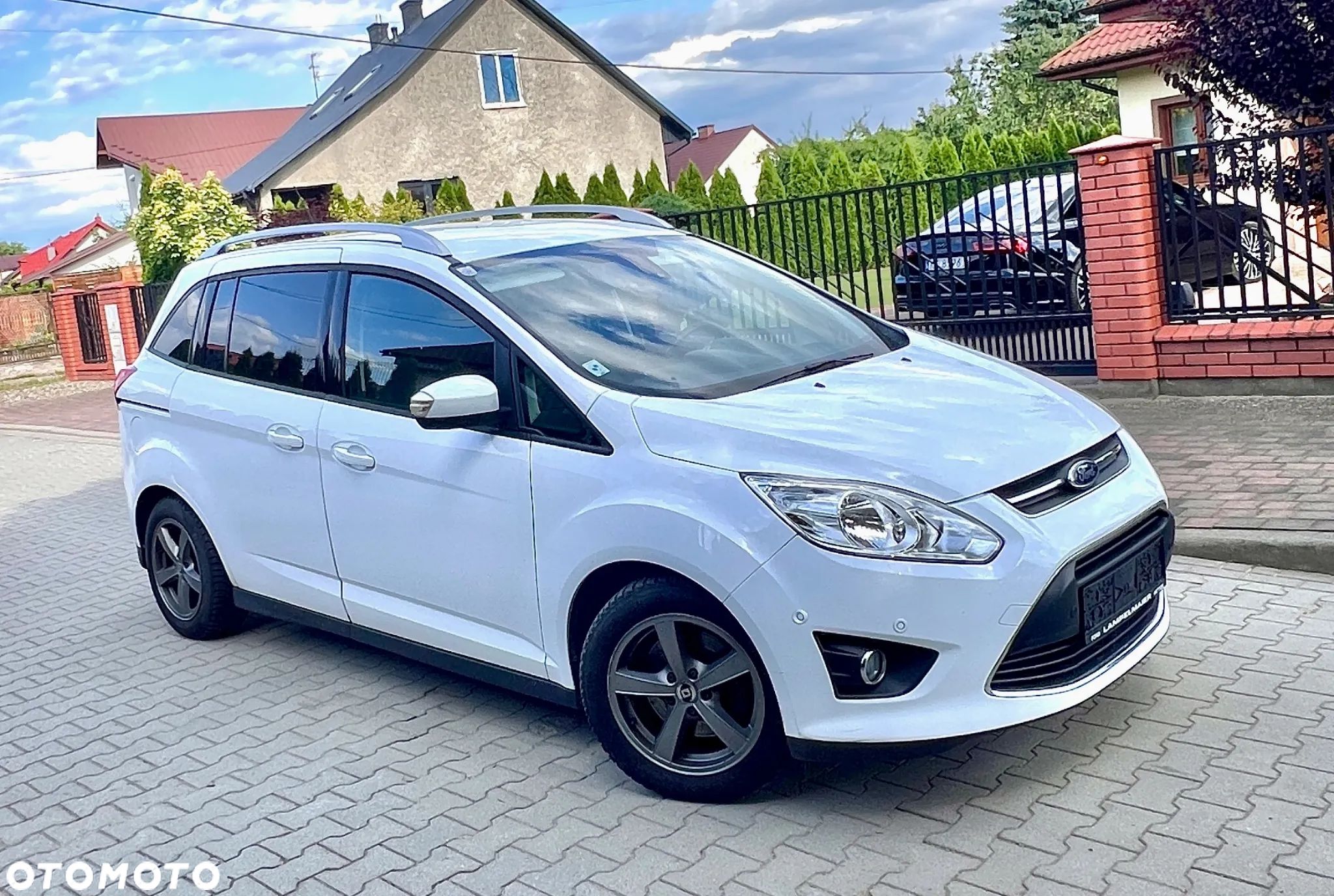 Ford Grand C-MAX - 1