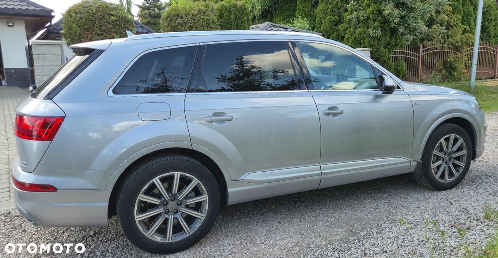 Audi Q7 - 9