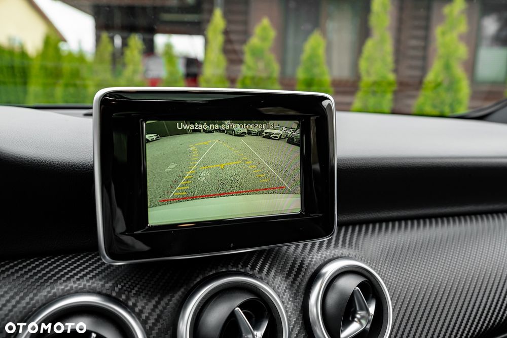 Mercedes-Benz Klasa A 250 4Matic 7G-DCT AMG Line - 39