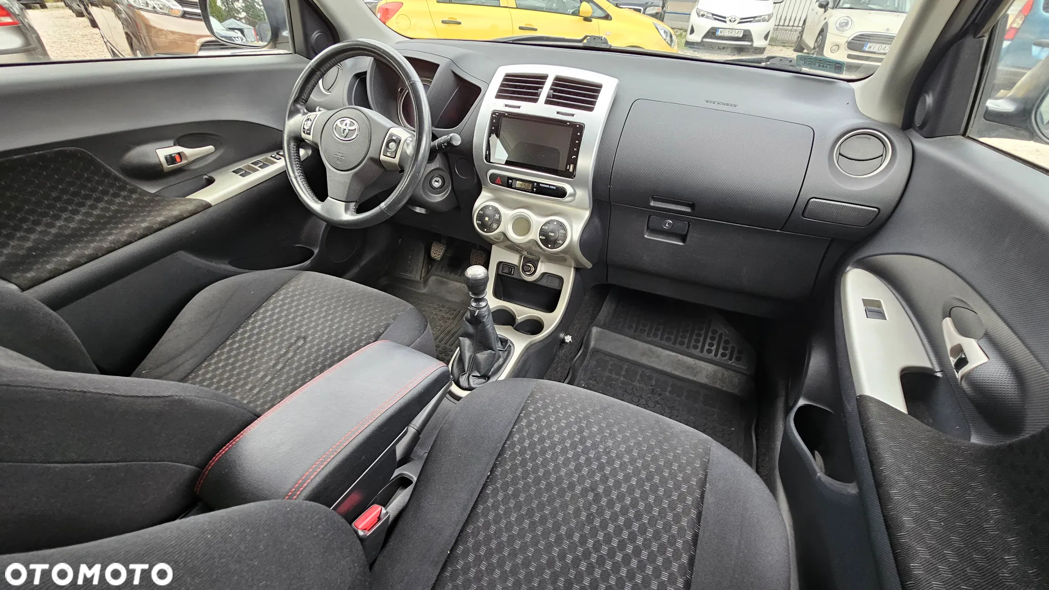 Toyota Urban Cruiser 1.33 Sol EU5 - 17