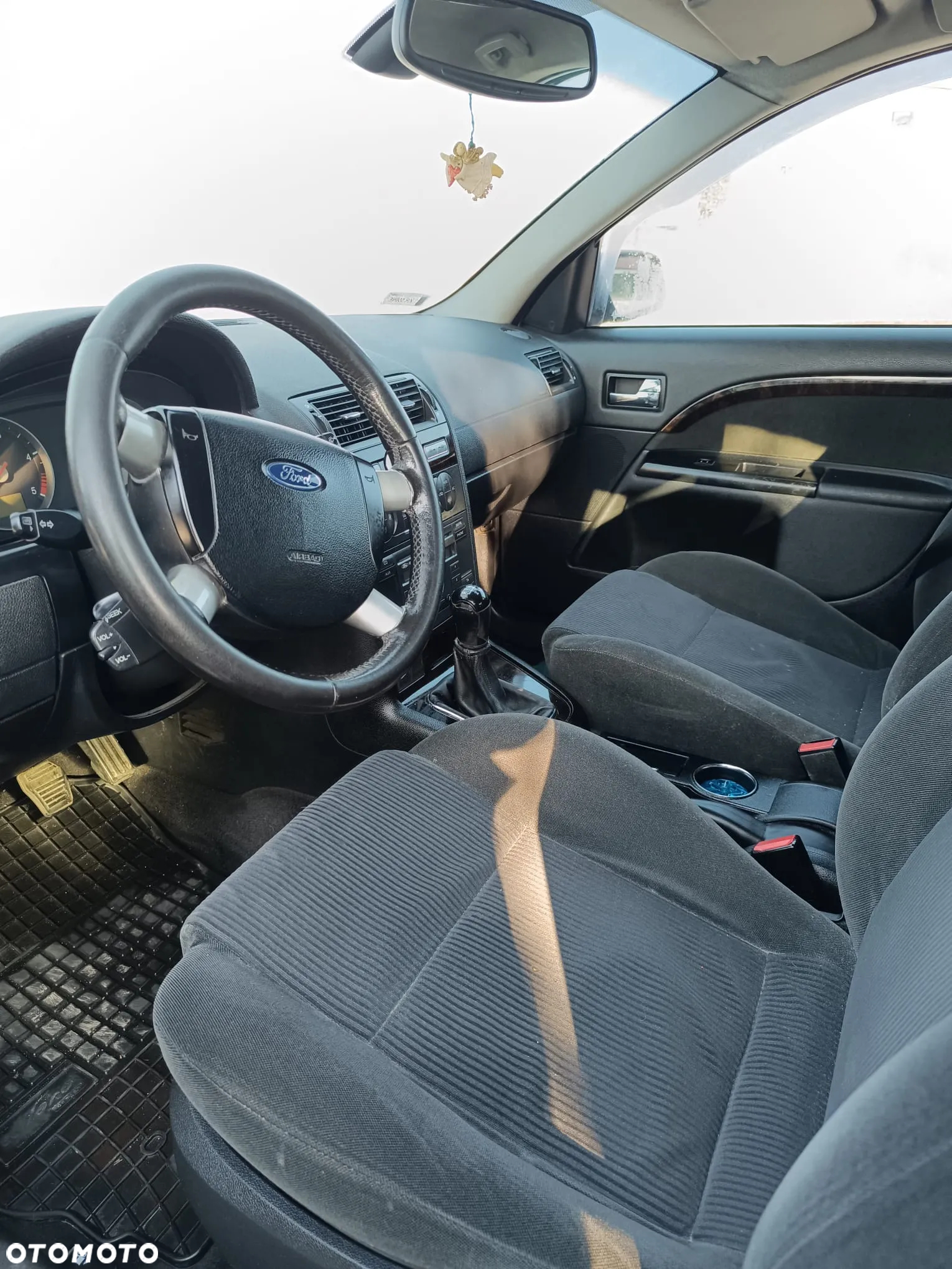 Ford Mondeo - 7