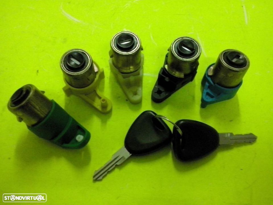 Kit de fechos exteriores portas com chaves Renault Kangoo (Novos) - 1