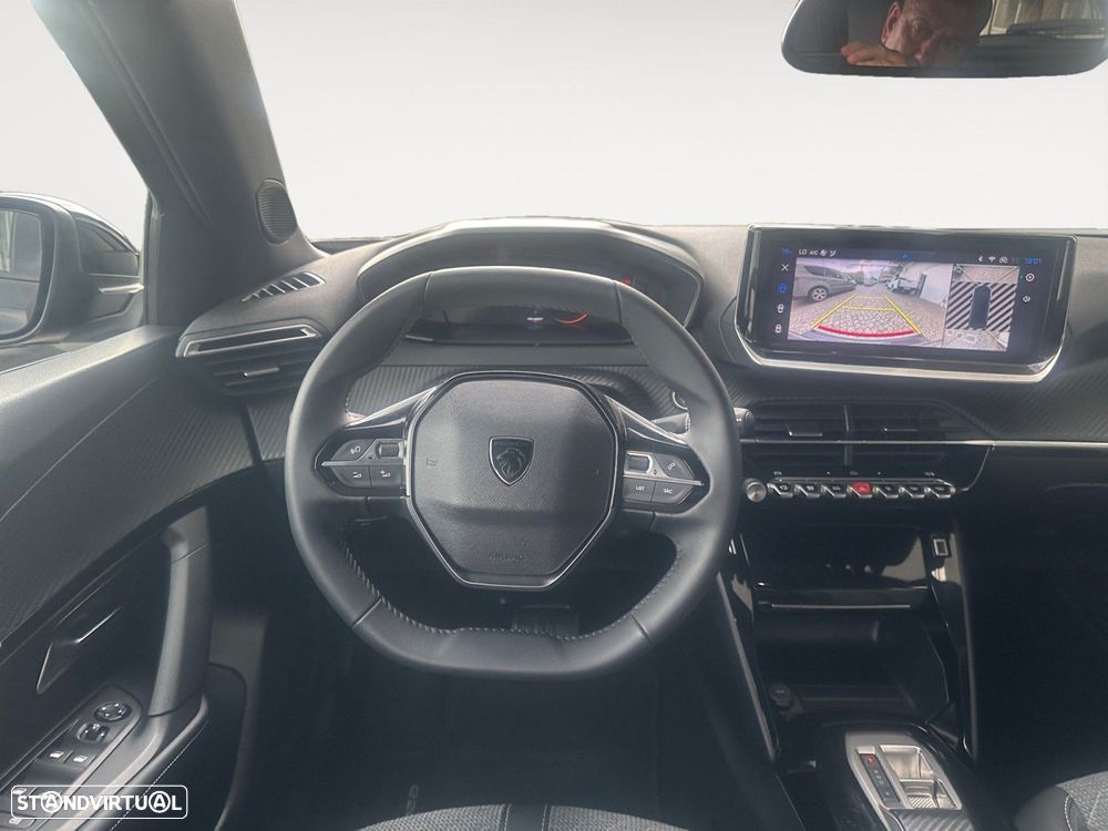 Peugeot e-2008 54 kWh Allure - 12