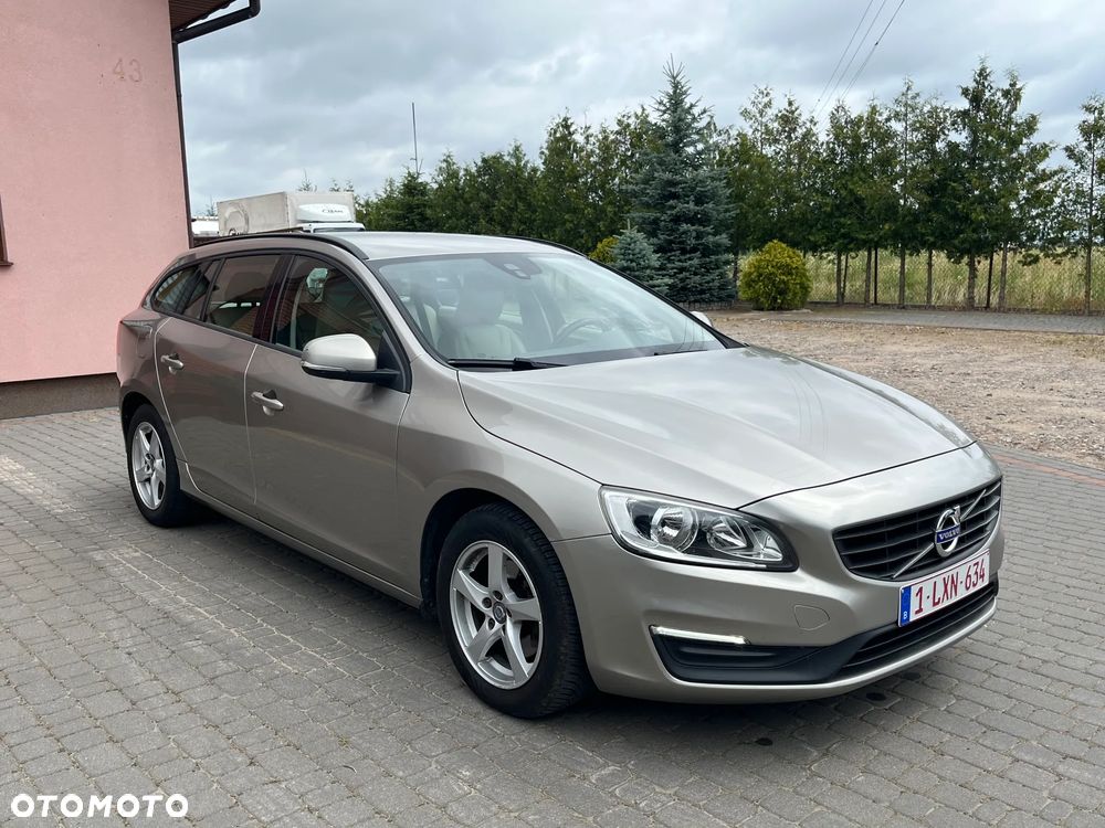 Volvo V60 D2 Drive-E Summum - 11