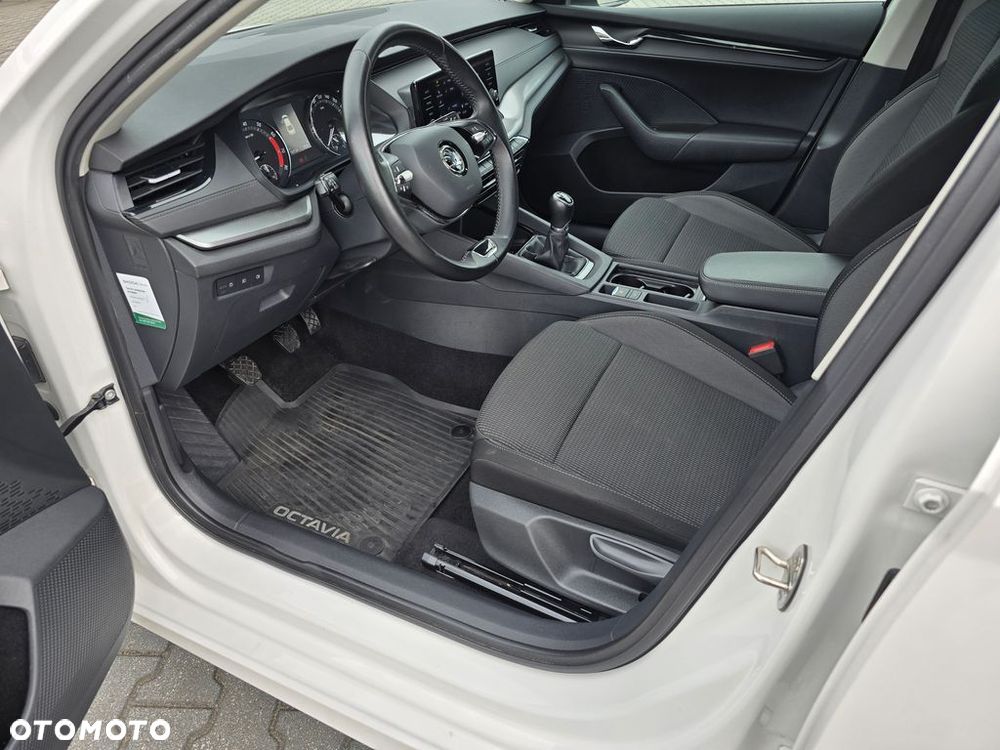 Skoda Octavia 1.5 TSI GPF ACT Ambition - 10