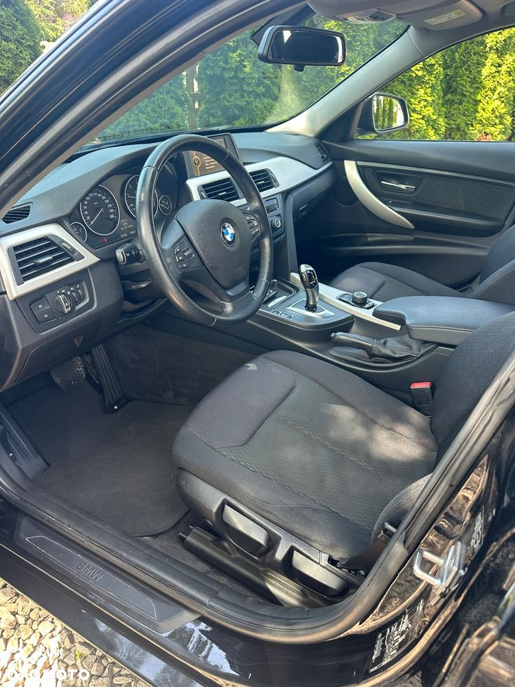 BMW Seria 3 316d - 8