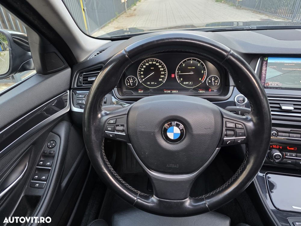BMW Seria 5 520d AT - 9