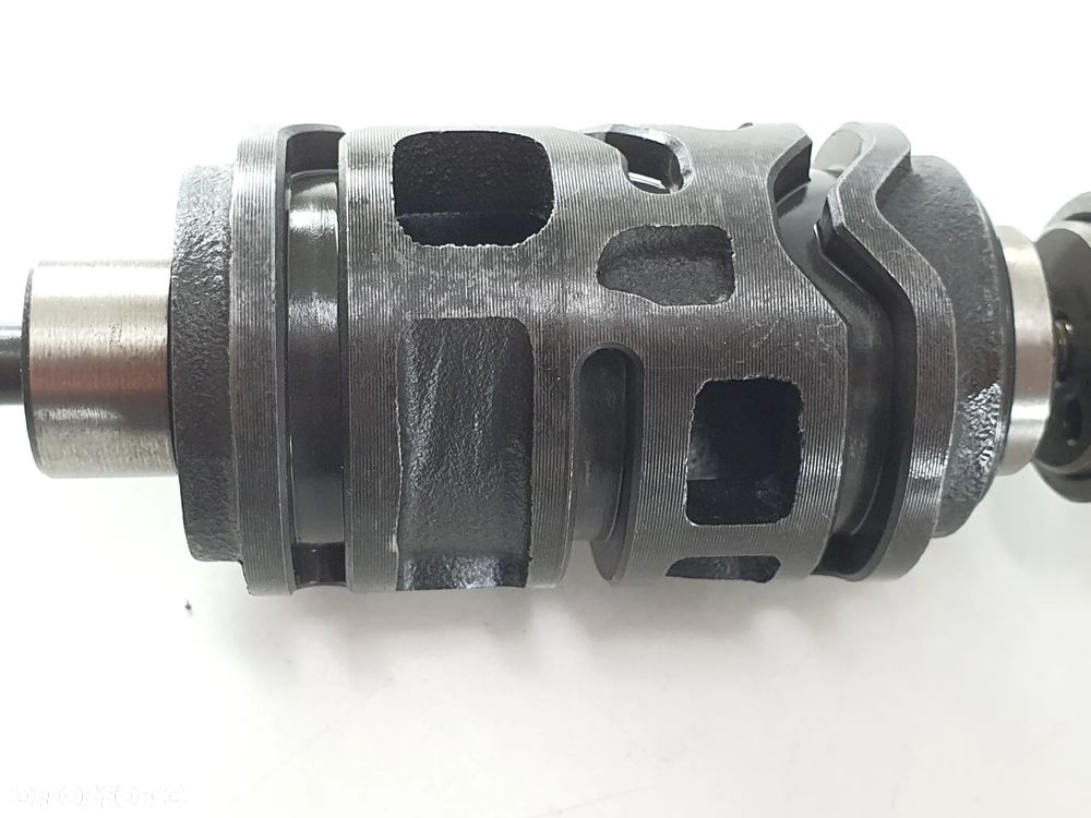 KTM 125 DUKE 17-23 SKRZYNIA BIEGÓW WALEK TRYB WYBIERAK WODZIK - 9