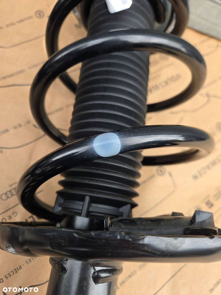 volkswagen multivan t7 amortyzator przedni przód sprężyna 7t0413031aa - 4