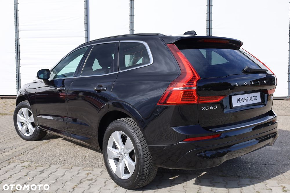 Volvo XC 60 B4 D AWD Geartronic Momentum Pro - 16