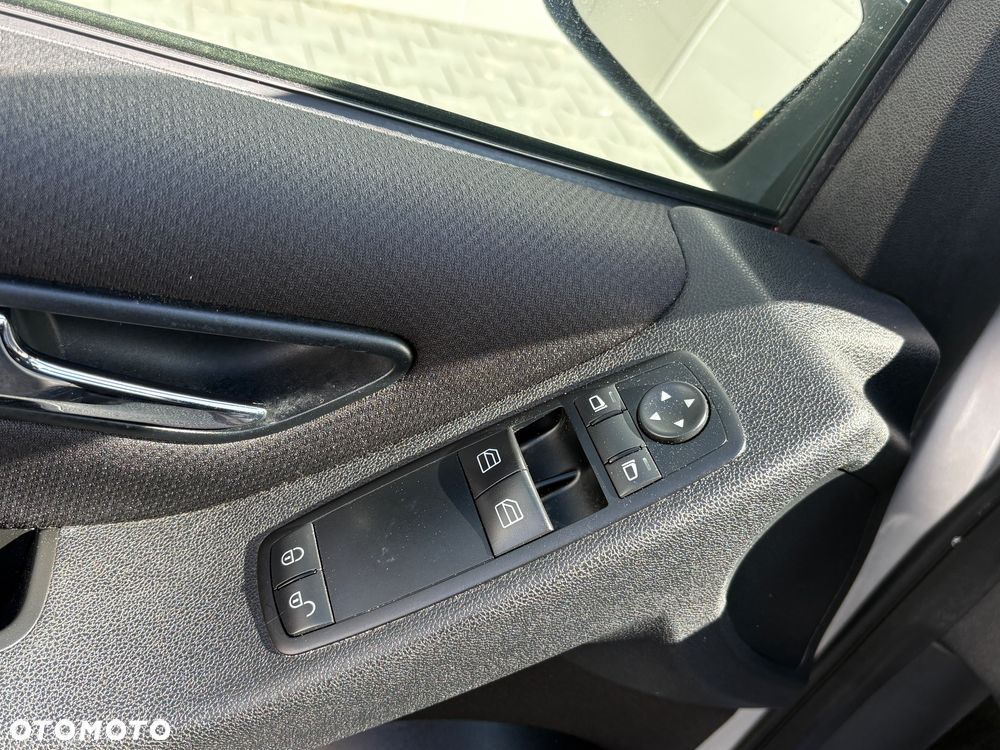 Mercedes-Benz Klasa B 150 Autotronic - 29