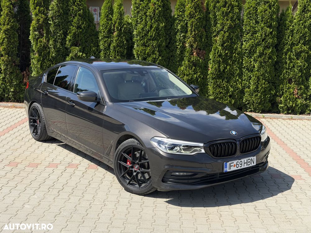 BMW Seria 5 530i AT MHEV - 14