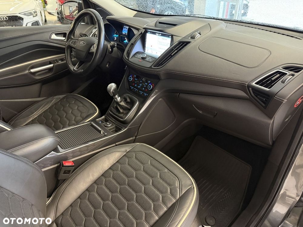 Ford Kuga 2.0 TDCi 4x4 Vignale - 19