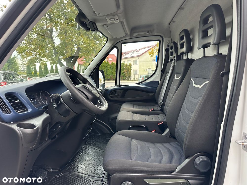 Iveco 35S16 - 23