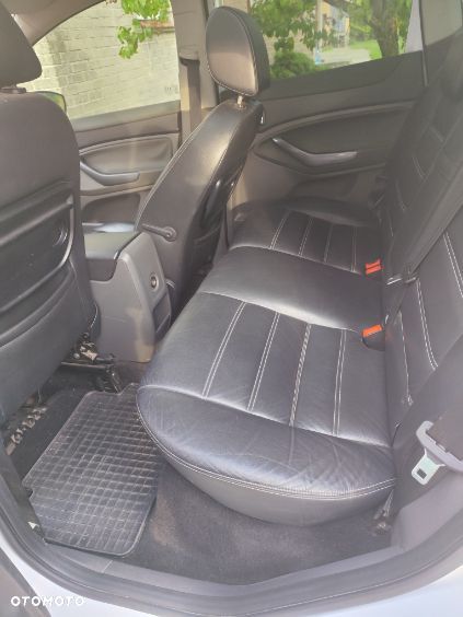 Ford Kuga 2.0 TDCi Titanium FWD - 10