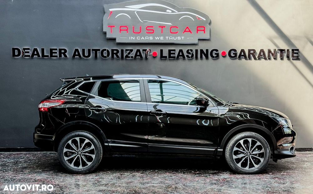 Nissan Qashqai 1.6 DCI Xtronic ACENTA - 3