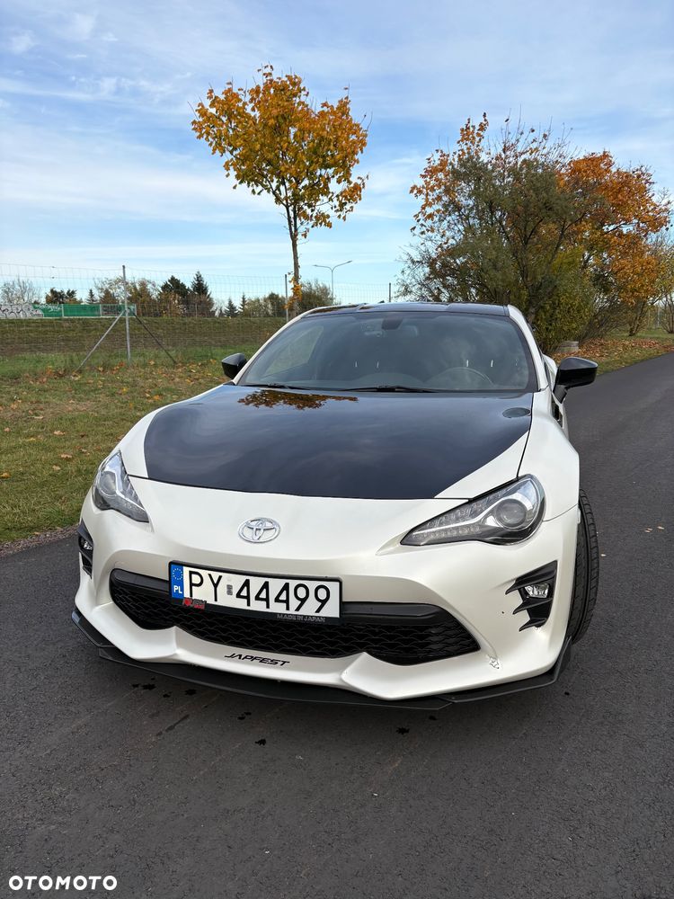 Toyota Gt86 2018 photo 2