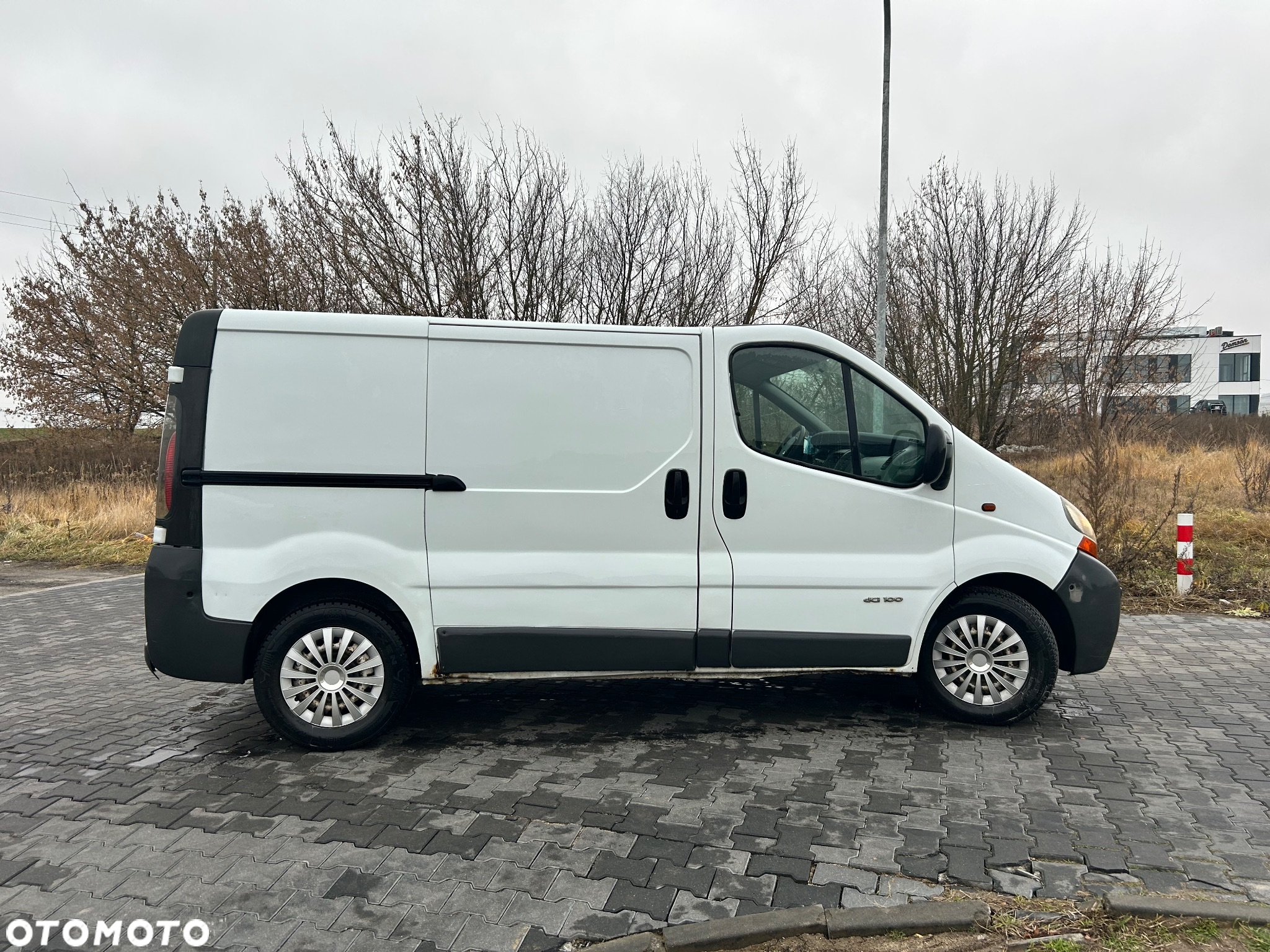 Renault Trafic - 8