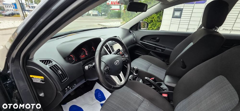 Kia Ceed 1.4 CVVT Dream-Team Edition - 30