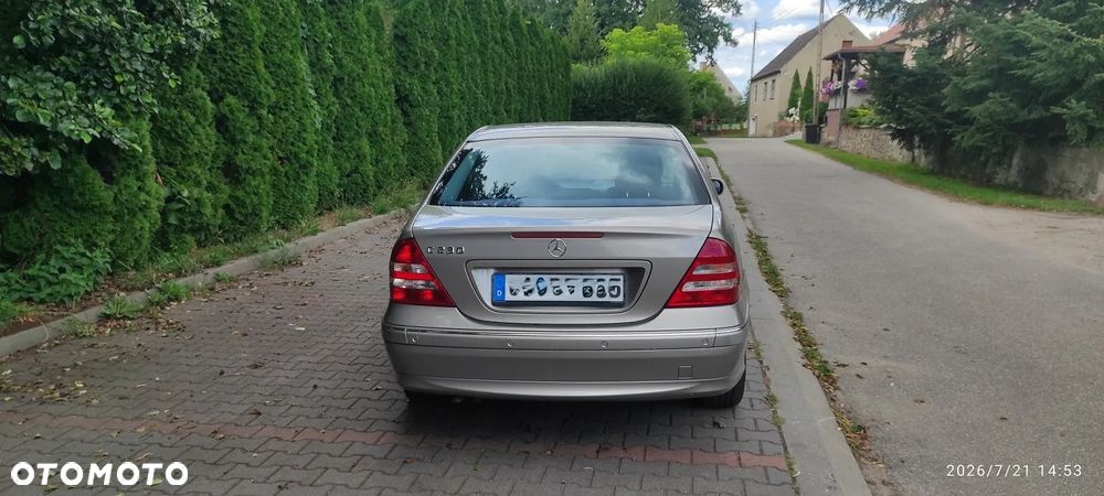 Mercedes-Benz Klasa C 230 Avantgarde Sport Edition - 3