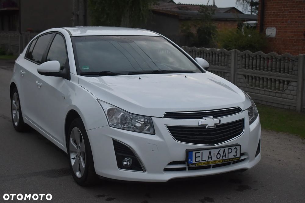Chevrolet Cruze - 15