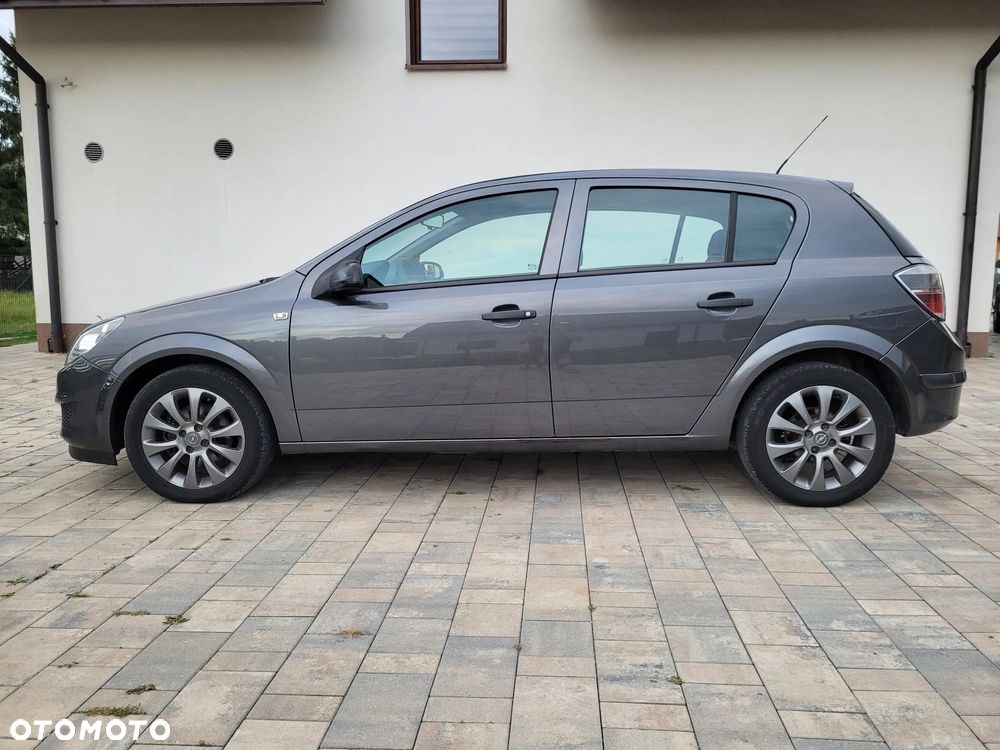 Opel Astra - 4