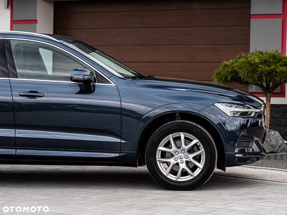 Volvo XC 60 D4 Geartronic Momentum Pro - 9